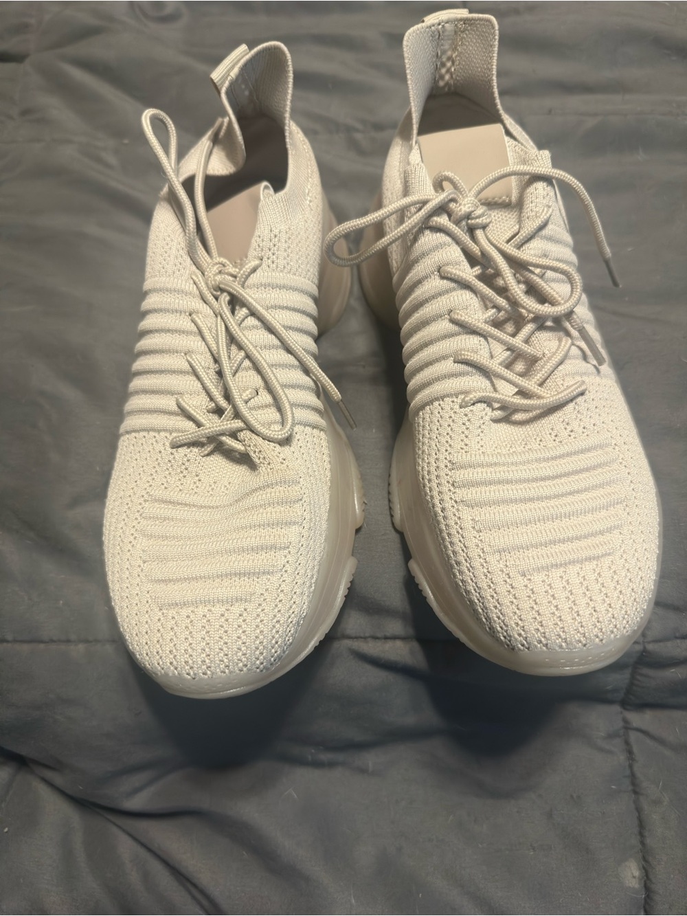 Women's Lightweight Knit Lace-Up Athletic Sneakers Cushionaire